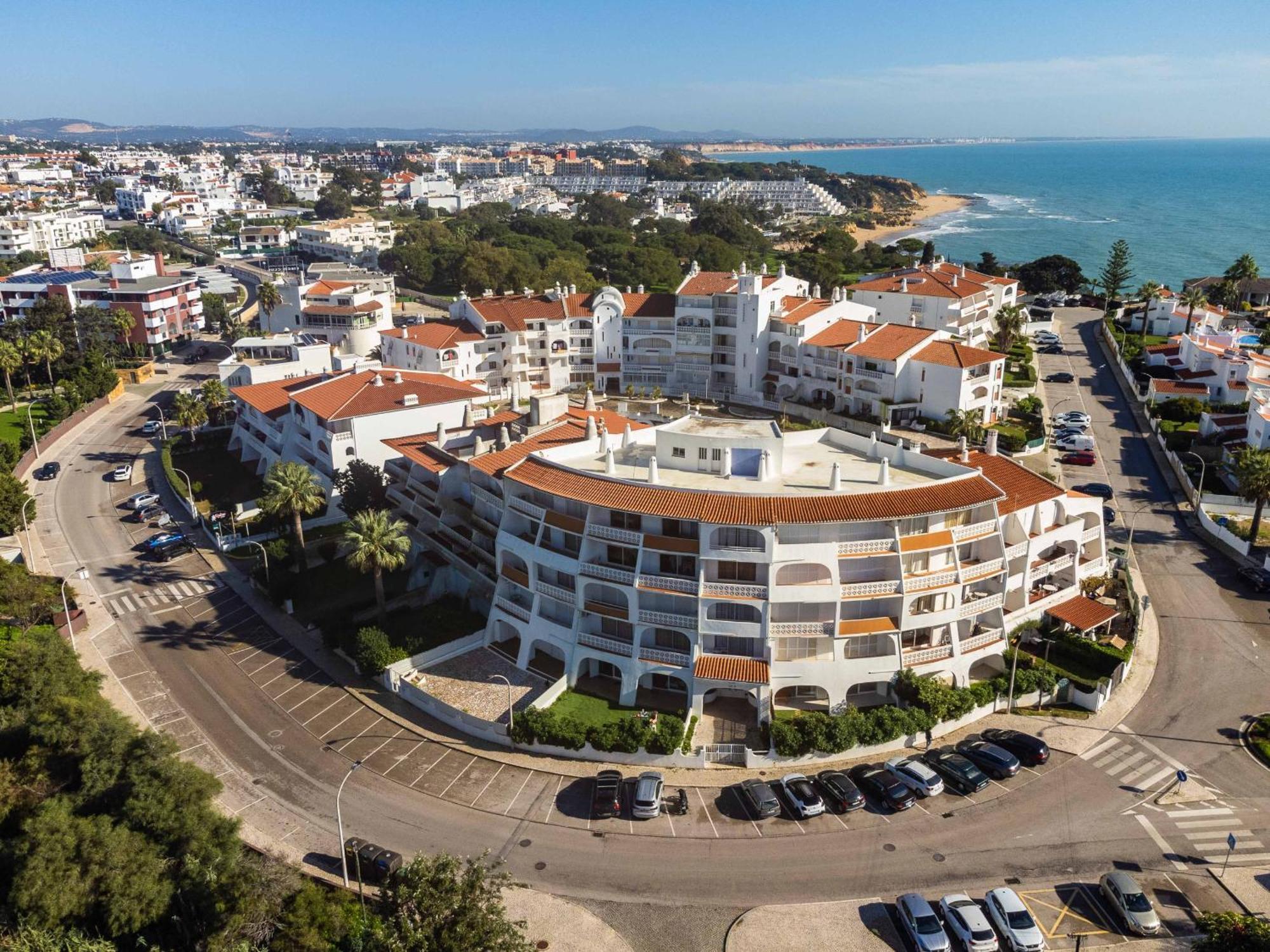 Lemon House - 400M From The Beach - Wifi 알부페이라 외부 사진